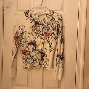 Beautiful pattern cardigan